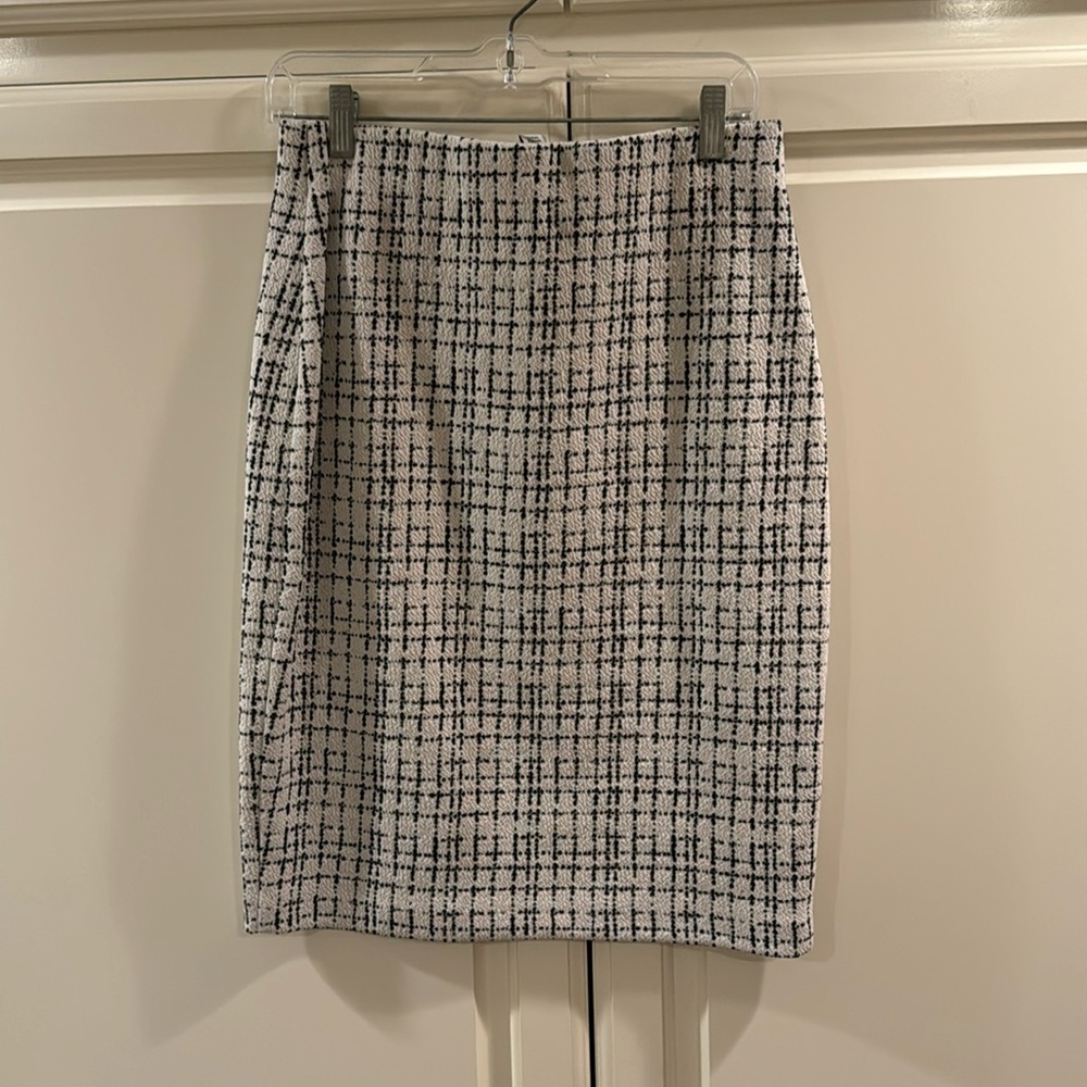 Joseph Ribkoff Skirt Size 10